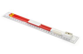 Lineal 30 cm mit Bleistift, Radiergummi und Bleistiftspitzer - weiß
